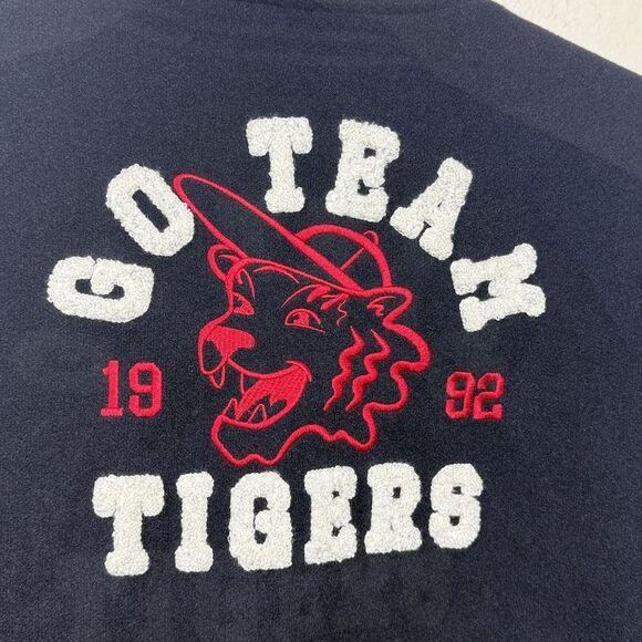 (C4) H&MBoys' Varsity Jacket in White and Dark Blue with Red Lettering,Size 8/10 - Picture 13 of 14